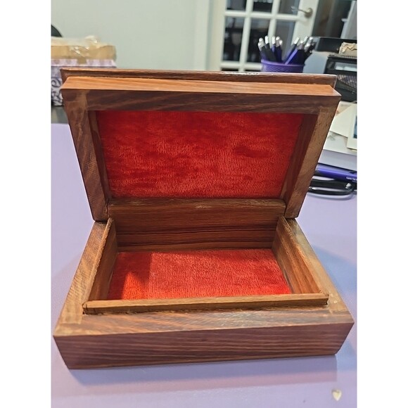 Vtg Archana Crafts Hand Made In India Wooden Jewelry Keepsake Box 6"x4"x2" - Picture 5 of 11